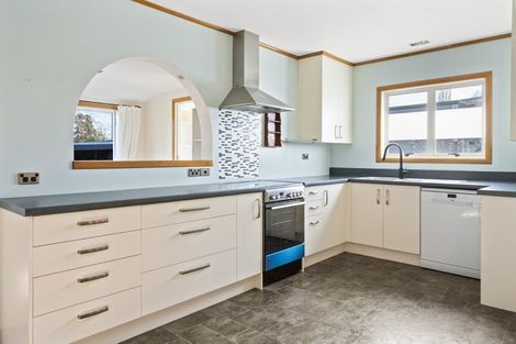 Photo of property in 11 Tomin Road, Glenview, Hamilton, 3206