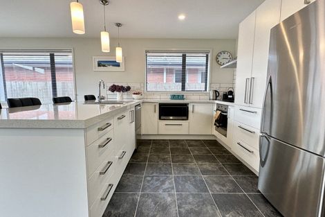 Photo of property in 154 Newcastle Street, Windsor, Invercargill, 9810