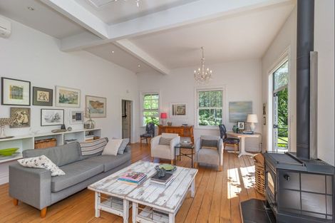 Photo of property in 803 Gladstone Road, Levin, 5571