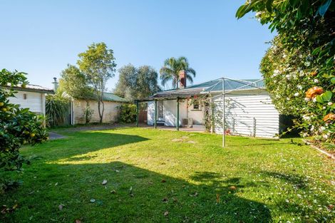 Photo of property in 2 Hall Lane, Frankton, Hamilton, 3204