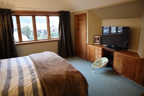 Photo of property in 40 Hawker Street, Mount Victoria, Wellington, 6011