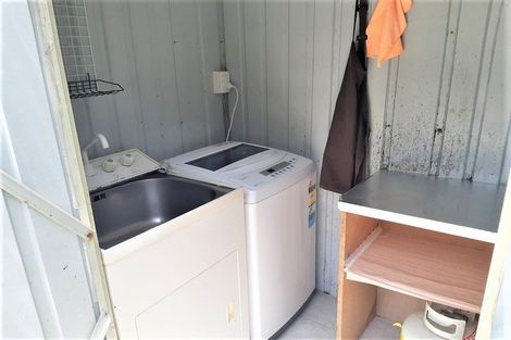 Photo of property in 158a East Coast Road, Forrest Hill, Auckland, 0620