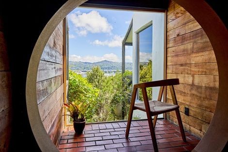 Photo of property in 65 Howard Road, Point Howard, Lower Hutt, 5013