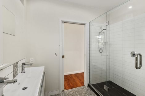 Photo of property in 218 Grahams Road, Burnside, Christchurch, 8053