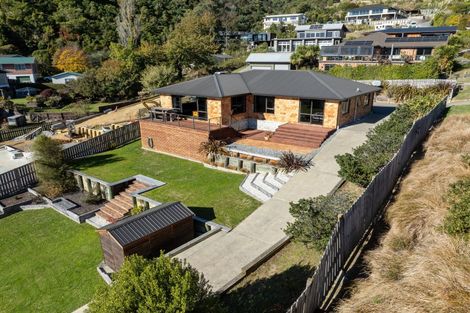 Photo of property in 12 Russell Street, Picton, 7220