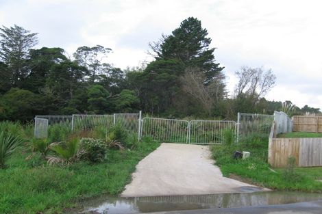 Photo of property in 65 Woodbank Drive, Glen Eden, Auckland, 0602