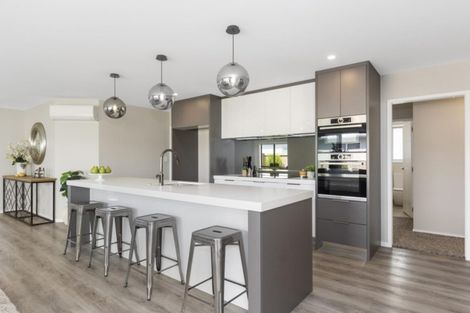 Photo of property in 58 Penetaka Heights, Pyes Pa, Tauranga, 3112