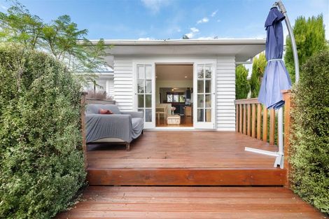 Photo of property in 1/8 Tyne Road, Forrest Hill, Auckland, 0620