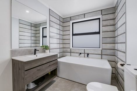 Photo of property in 6 Urumaraki Avenue, Helensville, 0800