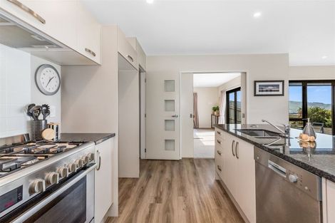 Photo of property in 9 Glenorchy Way, Aotea, Porirua, 5024