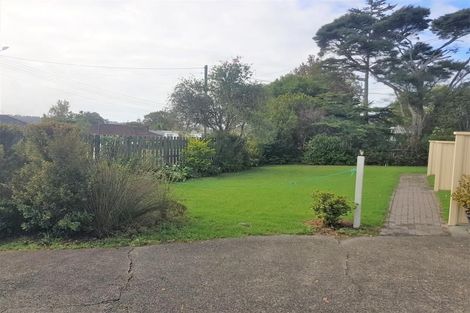 Photo of property in 4/41a Tramway Road, Beach Haven, Auckland, 0626