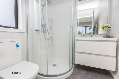 Photo of property in 22 Filmer Crescent, Wallaceville, Upper Hutt, 5018