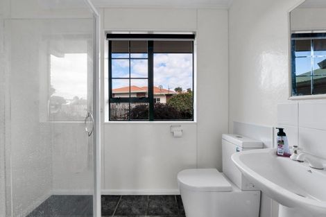 Photo of property in 10d Regan Street, Stratford, 4332