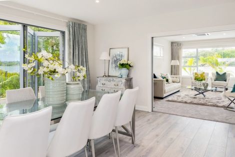 Photo of property in 3/89 Fisher Parade, Sunnyhills, Auckland, 2010