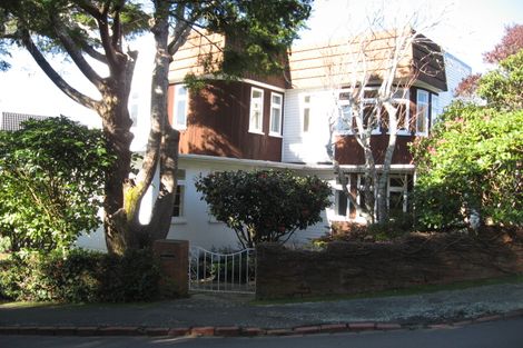 Photo of property in 6 Homewood Avenue, Karori, Wellington, 6012