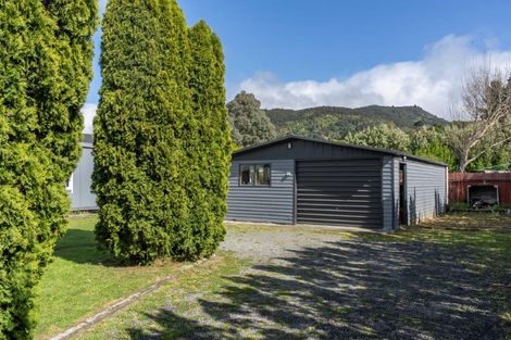Photo of property in 26 Renall Street, Featherston, 5710