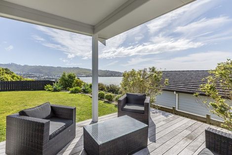 Photo of property in 40 John Burke Drive, Aotea, Porirua, 5024