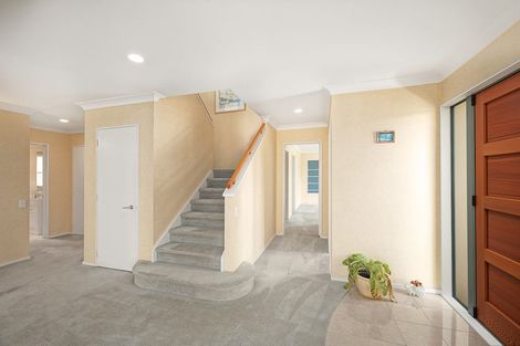 Photo of property in 2/2 Hobie Court, West Harbour, Auckland, 0618