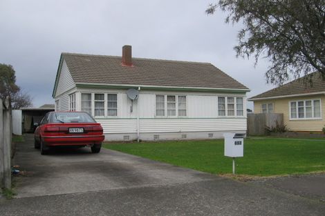 Photo of property in 652 Featherston Street, Roslyn, Palmerston North, 4414