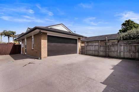 Photo of property in 31 Prince Regent Drive, Half Moon Bay, Auckland, 2012