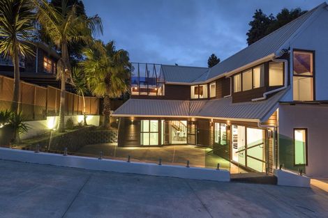 Photo of property in 2 George Laurenson Lane, Mount Roskill, Auckland, 1041