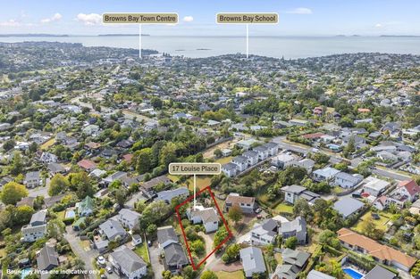 Photo of property in 17 Louise Place, Browns Bay, Auckland, 0630