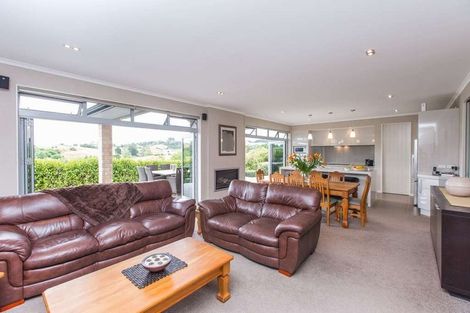 Photo of property in 26 Moore Street, Hillcrest, Auckland, 0627