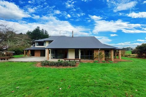 Photo of property in 124 Hall Road, Peacocke, Hamilton, 3282