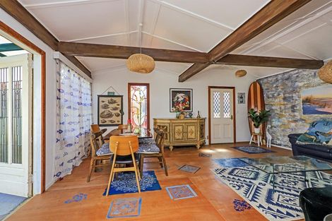 Photo of property in 37 Gillies Crescent, Waimarama, Havelock North, 4294