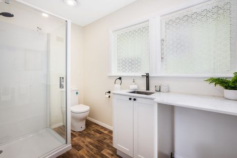 Photo of property in 27 Sunny Grove, Wainuiomata, Lower Hutt, 5014