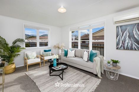 Photo of property in 52 Mary Crescent, Elderslea, Upper Hutt, 5018