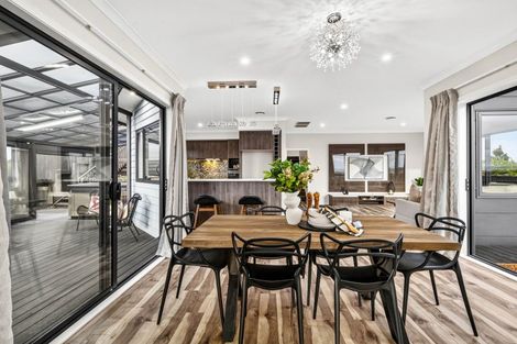 Photo of property in 2 Dulverton Rise, Flagstaff, Hamilton, 3210