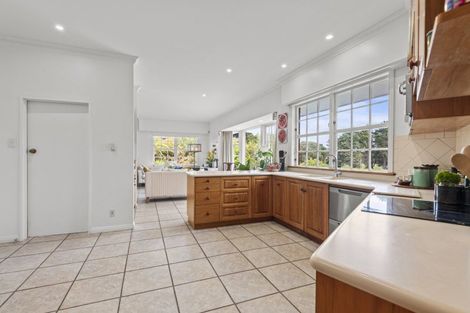 Photo of property in 33 Montgomery Terrace, Hokowhitu, Palmerston North, 4410
