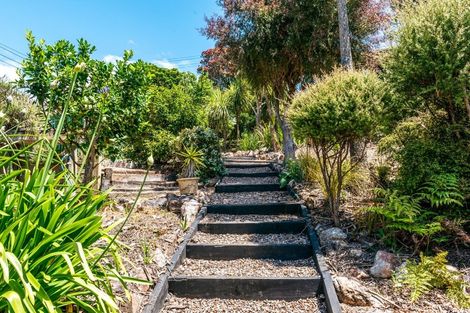 Photo of property in 14 Wellington Road, Surfdale, Waiheke Island, 1081