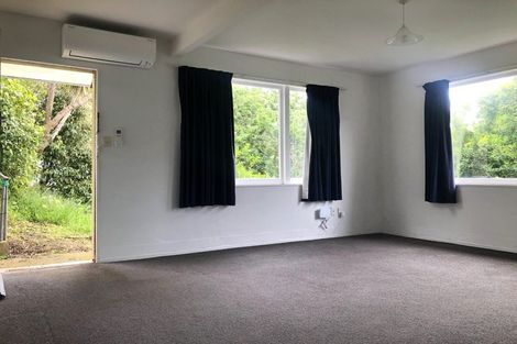 Photo of property in 24 Saint Michaels Crescent, Kelburn, Wellington, 6012