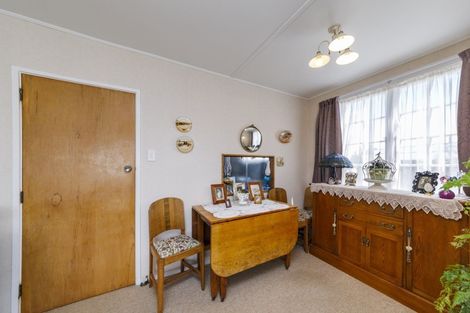 Photo of property in 30a Cargill Avenue, Feilding, 4702