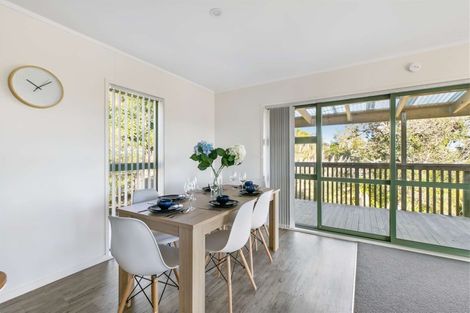 Photo of property in 32 Riverhaven Drive, Wade Heads, Whangaparaoa, 0932