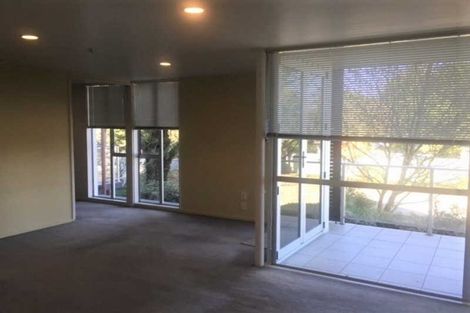 Photo of property in 11/15 Peterborough Street, Christchurch Central, Christchurch, 8013