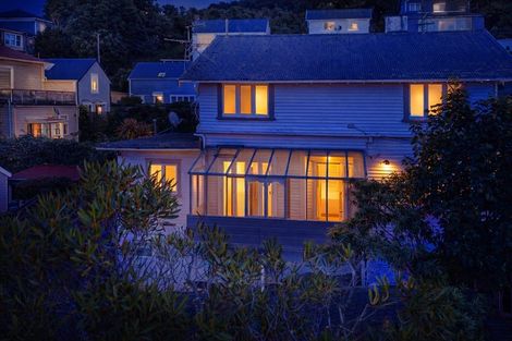 Photo of property in 5 Lewisville Terrace, Thorndon, Wellington, 6011