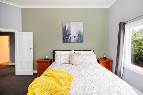 Photo of property in 6 A'court Street, Sanson, 4817