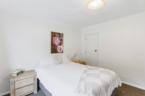 Photo of property in 96 Main Road, Titahi Bay, Porirua, 5022