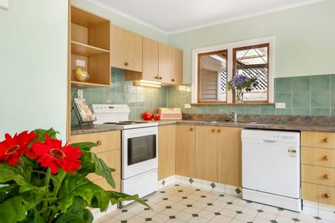 Photo of property in 3d Wallace Place, Westown, New Plymouth, 4310