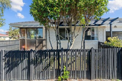 Photo of property in 1/39 Chipping Lane, Redwood, Christchurch, 8051