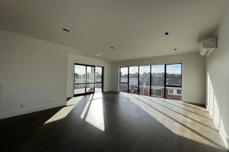 Photo of property in 11b Markham Place, Bucklands Beach, Auckland, 2012