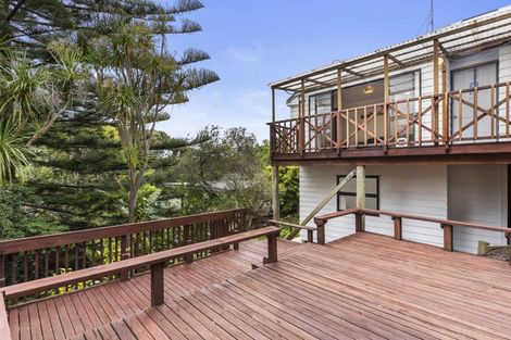 Photo of property in 2/18 Noeleen Street, Glenfield, Auckland, 0629