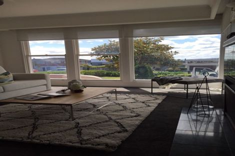 Photo of property in 24 Takutai Avenue, Bucklands Beach, Auckland, 2012