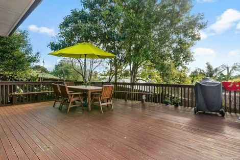 Photo of property in 47 Lysander Crescent, Beach Haven, Auckland, 0626