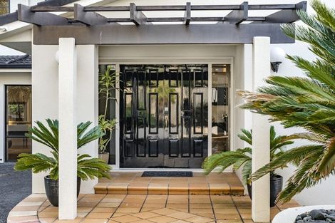 Photo of property in 38 Venus Place, Half Moon Bay, Auckland, 2012