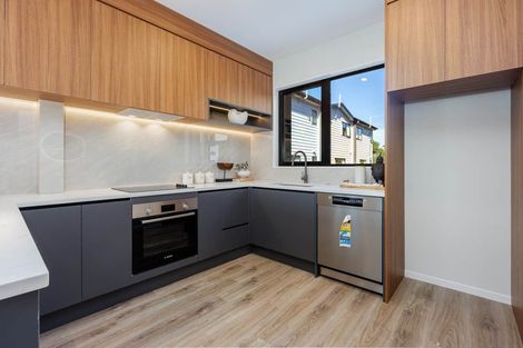 Photo of property in 111d Sycamore Drive, Sunnynook, Auckland, 0620