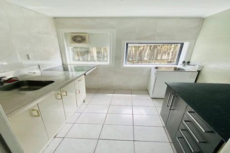 Photo of property in 85 Western Springs Road, Morningside, Auckland, 1022